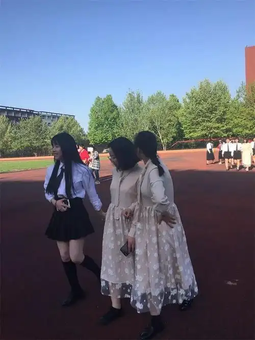 固始永和高级中学拍一段青春留一份情怀2019毕业照开拍