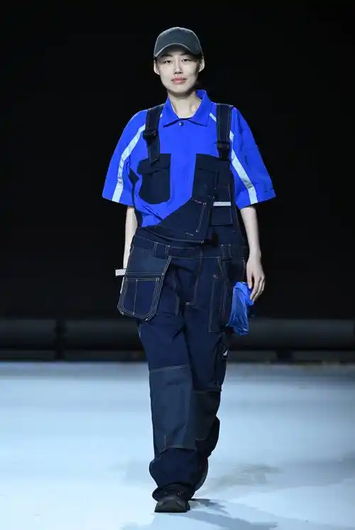 年轻中国潮起来,中国国际时装周t台上的个性潮流表达