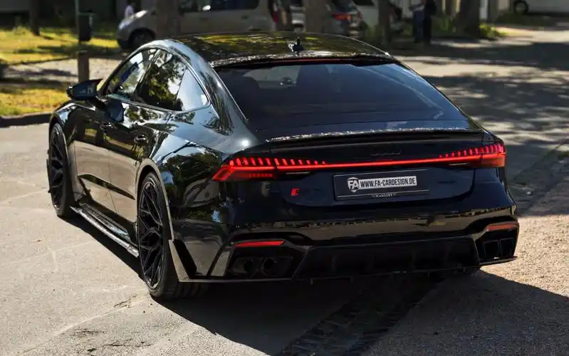 黑武士 rs7 ,当你拥有这辆车,就没有爱情了!