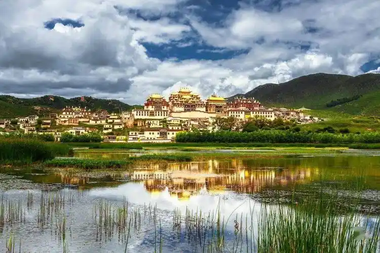 【国内团】9月15日丨【云南探秘】-走进香格里拉深度双飞双动11日游