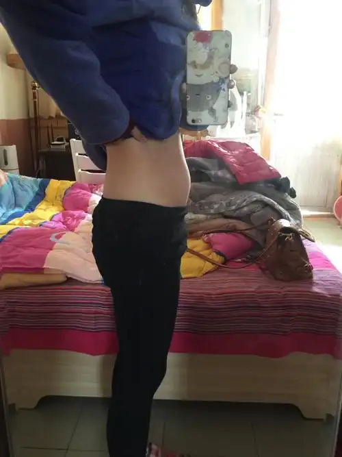 9周 3天,这样的肚子大小正常吗?