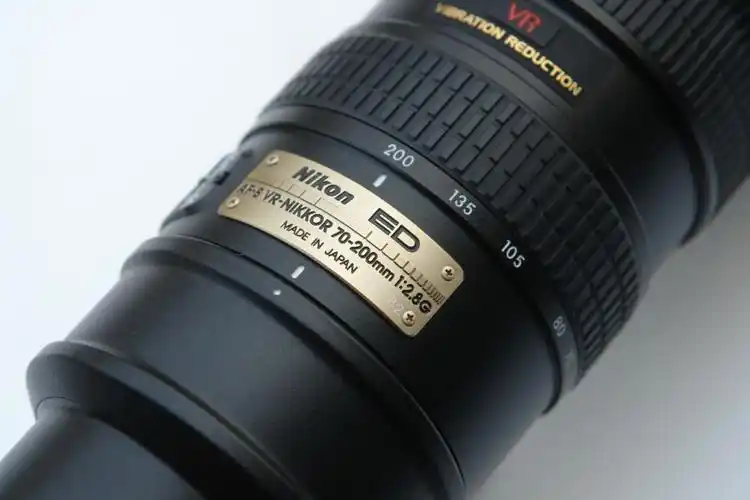 nikon尼康7020028gvr小竹炮尼康看家镜头99新69价格5500