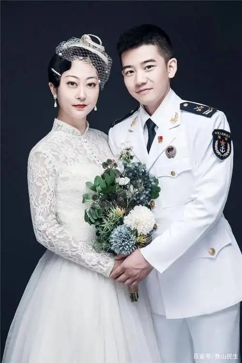 海军战士执行特殊任务,缺席婚礼!新娘"一个人的婚礼"!