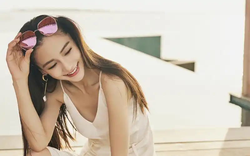 首页 桌面壁纸 大陆明星 angelababy清凉性感高清桌面壁纸1920_1200