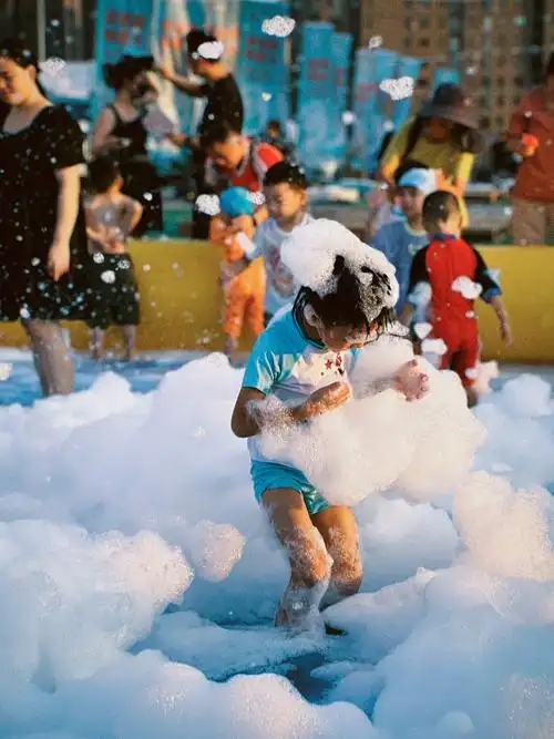 宁波宜家5楼天台泡泡派对周末亲子好去处
