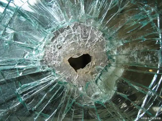 摔碎的玻璃杯不能复原,到底为什么?隐藏着宇宙奥秘