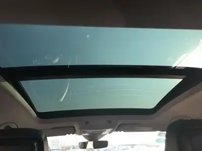 大尺寸的全景天窗