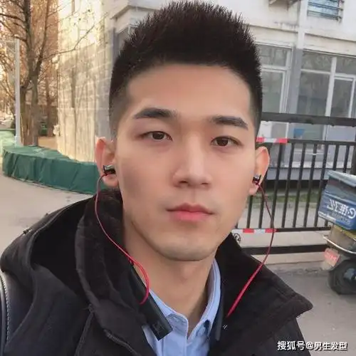 第3款:子弹头发型