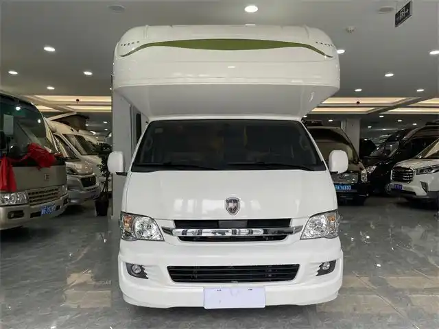 房车金杯2019款 金杯大海狮 2.7l at 汽油 c型 Ⅶ型 房车图片