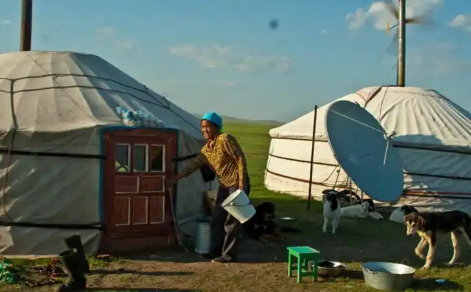 蒙古族画家吉日格楞简介,蒙古画家吉日格楞