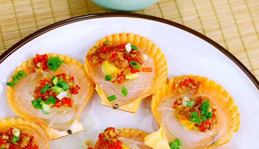 原创每个人都爱不释手的蒜蓉粉丝蒸扇贝究竟有什么魔力