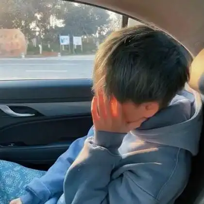 2022好看男生头像真人个性超火图片_男生头像_头像屋