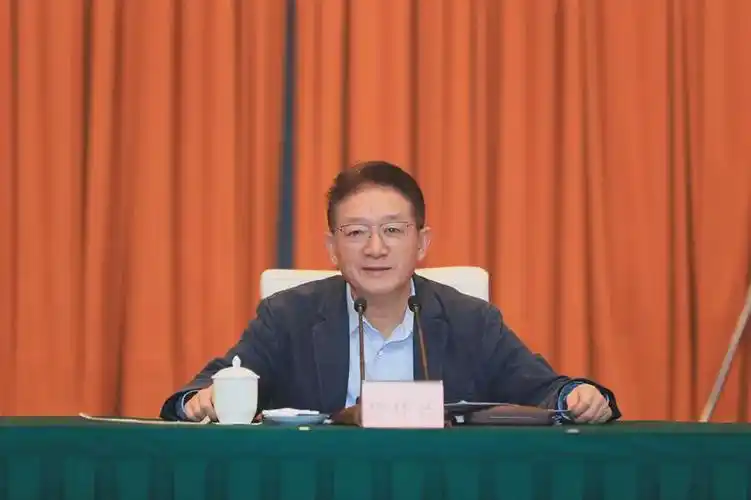 人民网专访泸州市委书记杨林兴奋力建设新时代区域中心城市