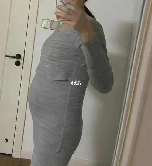 怀孕的时候总是被别人说我肚子小.