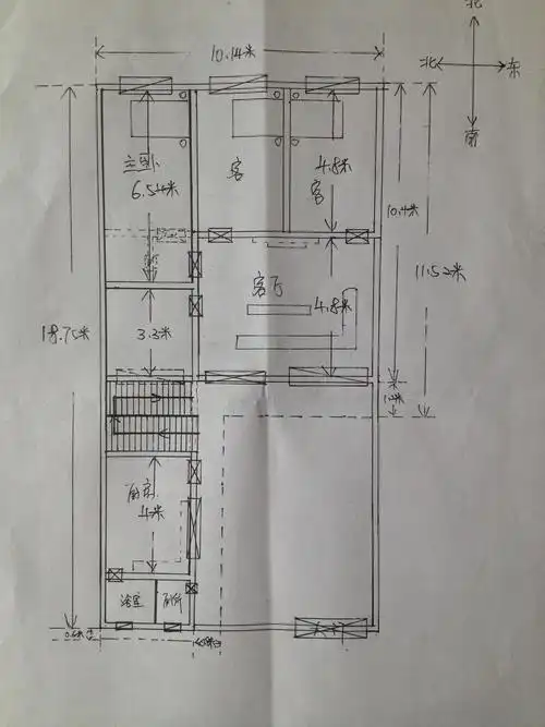 请懂风水的朋友帮我看看,我自己画的平面图,这样盖可以吗?应注意什么?