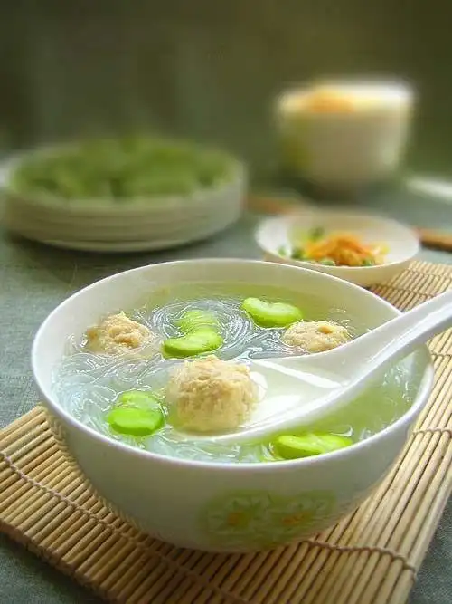 蚕豆肉圆汤