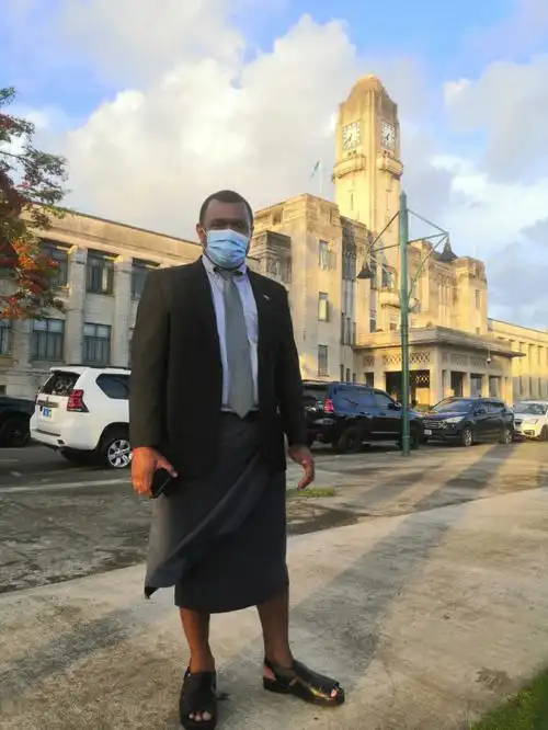 傍晚散步,遇到很多热情的斐济人.