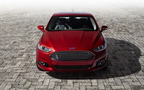 高清晰红色福特蒙迪欧汽车壁纸下载