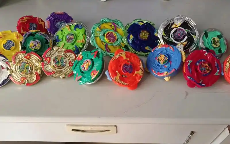 劲爆战士陀螺玩具