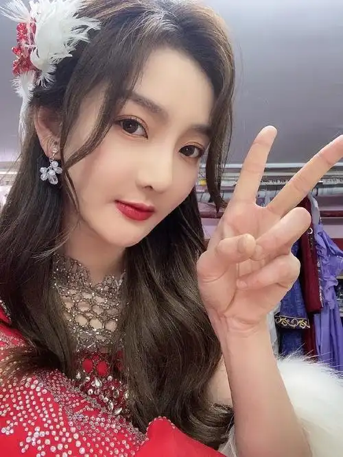 美少女snh48-青钰雯迷人可爱美照