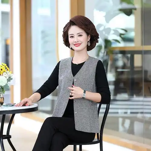 万象绿芽女士马甲 中老年女式马甲薄款v领老年人妈妈休闲外搭坎肩短款