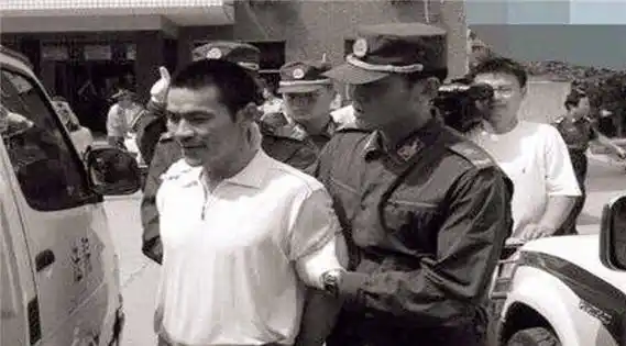 莫磊:曾是乔四的"王牌打手",风光无限,晚年却靠捡垃圾为生_社会_因为