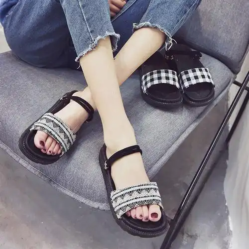 2019夏季新款网红罗马凉鞋女厚底学院风ins潮韩版百搭学生沙滩鞋