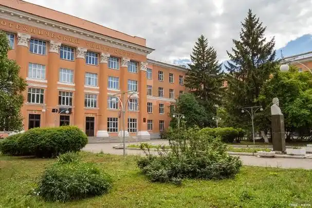 越早申请越好的留学学校?