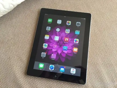 ipad4 国行 wifi 16g 950元