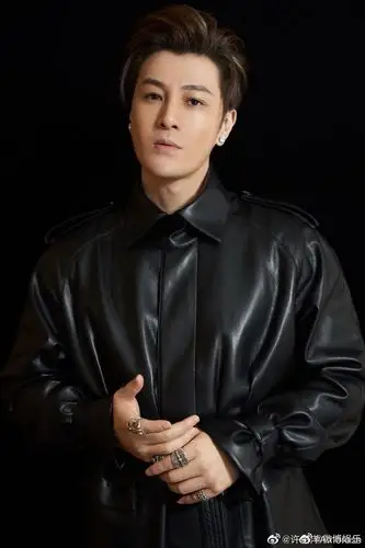 许绍洋44岁状态