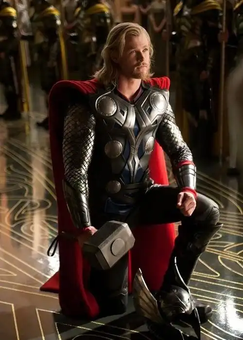 图集带着闪电的胖宅男雷神精美手机壁纸合集