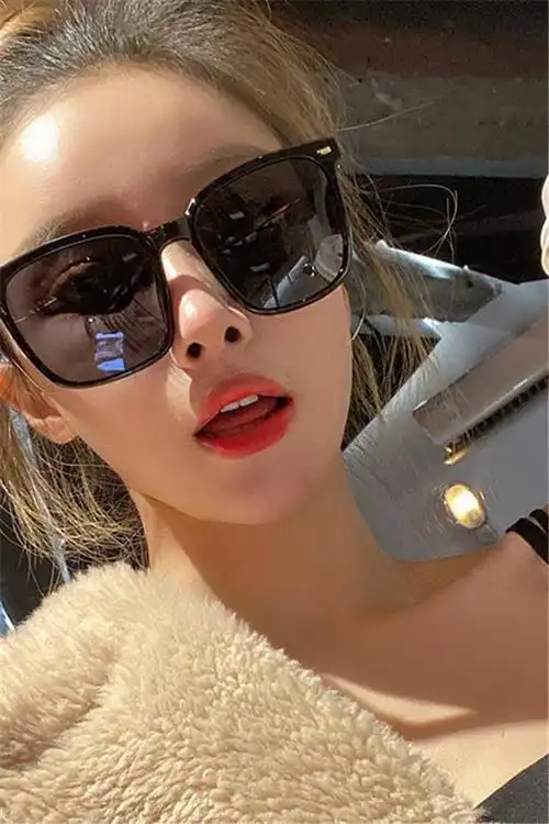 strong>墨镜 /strong>女ins圆 strong>脸 /strong>大 strong>脸