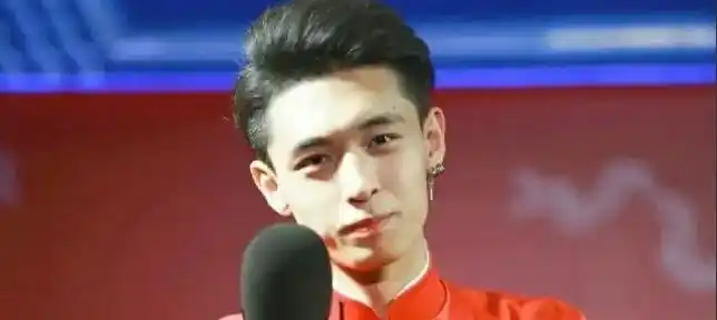 小知识:德云社辈分排名表图,云鹤九霄共计98人未算退出者-图4