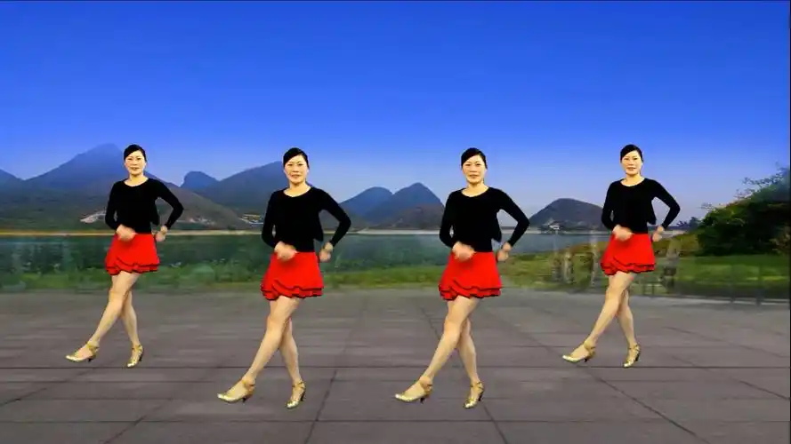 广场舞《欢快节奏》初级入门32步桑巴舞,简单好看有教学!