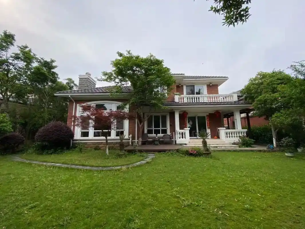 杭州十大豪宅之一绿城九溪玫瑰园.