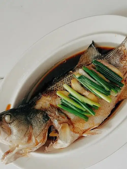 清蒸鲈鱼臻米蒸锅蒸出好味道