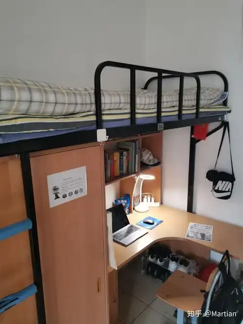 清华大学本科生宿舍条件怎样? - 知乎