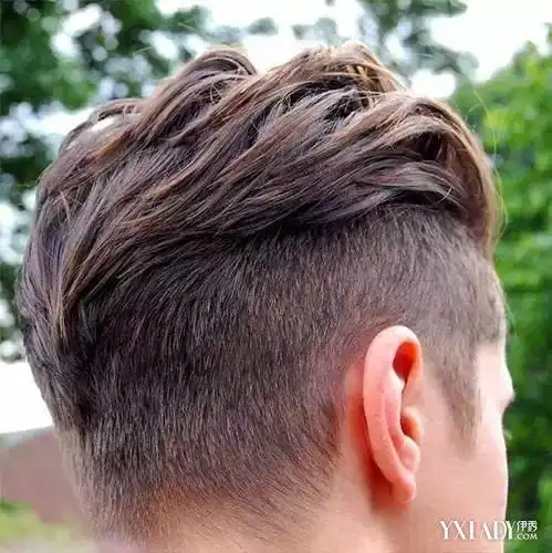 【图】2018男士发型后面设计 六款时尚帅气发型惹尖叫
