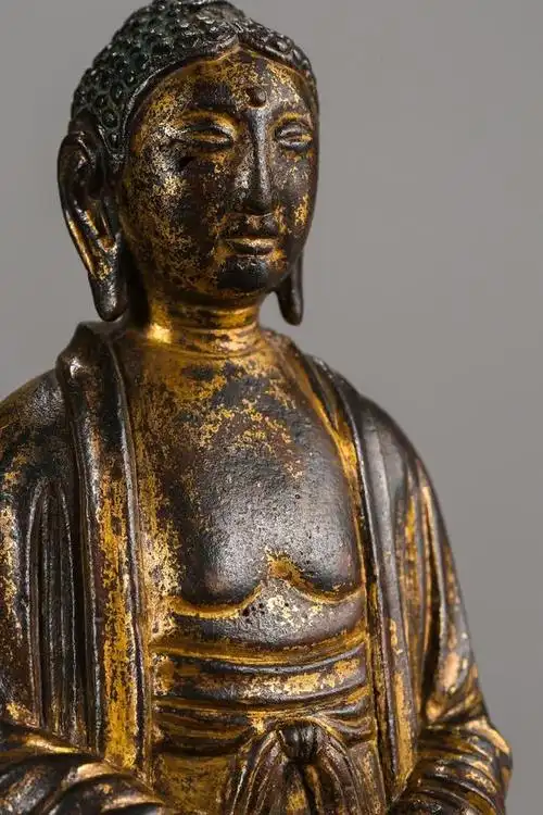 中国辽代铜鎏金佛像liaodynastychinesebronzegiltbuddhastatues