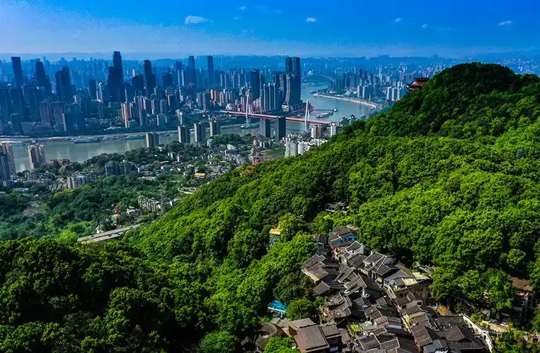 重庆活化老街焕发青春