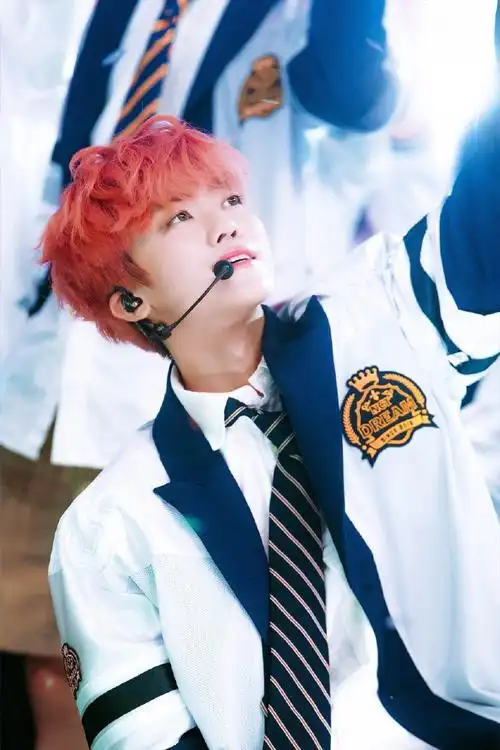 罗渽民清风霁月