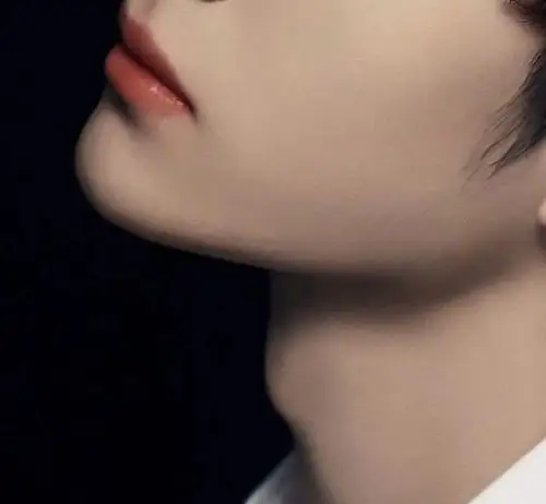 喉结为啥很性感?男性的喉结为什么不能摸?__凤凰网