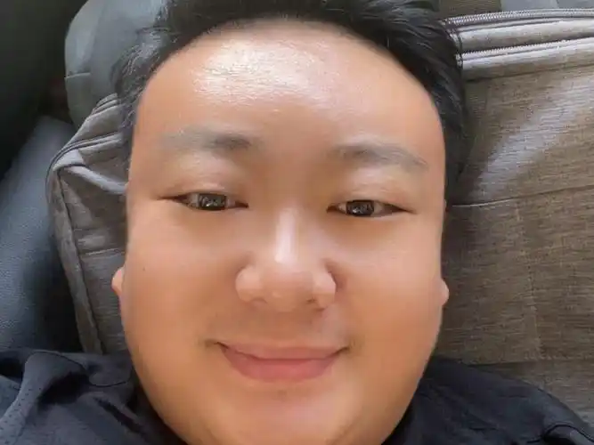 面相最大富贵之:下巴!