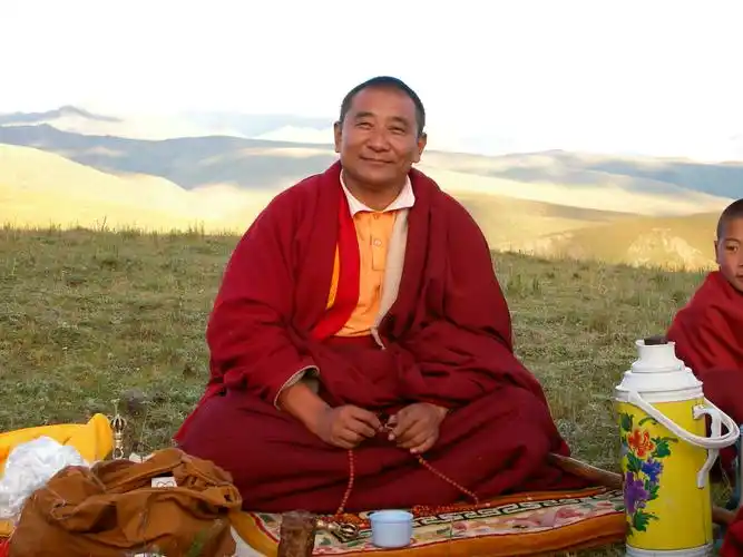 龙多活佛 - 百度百科