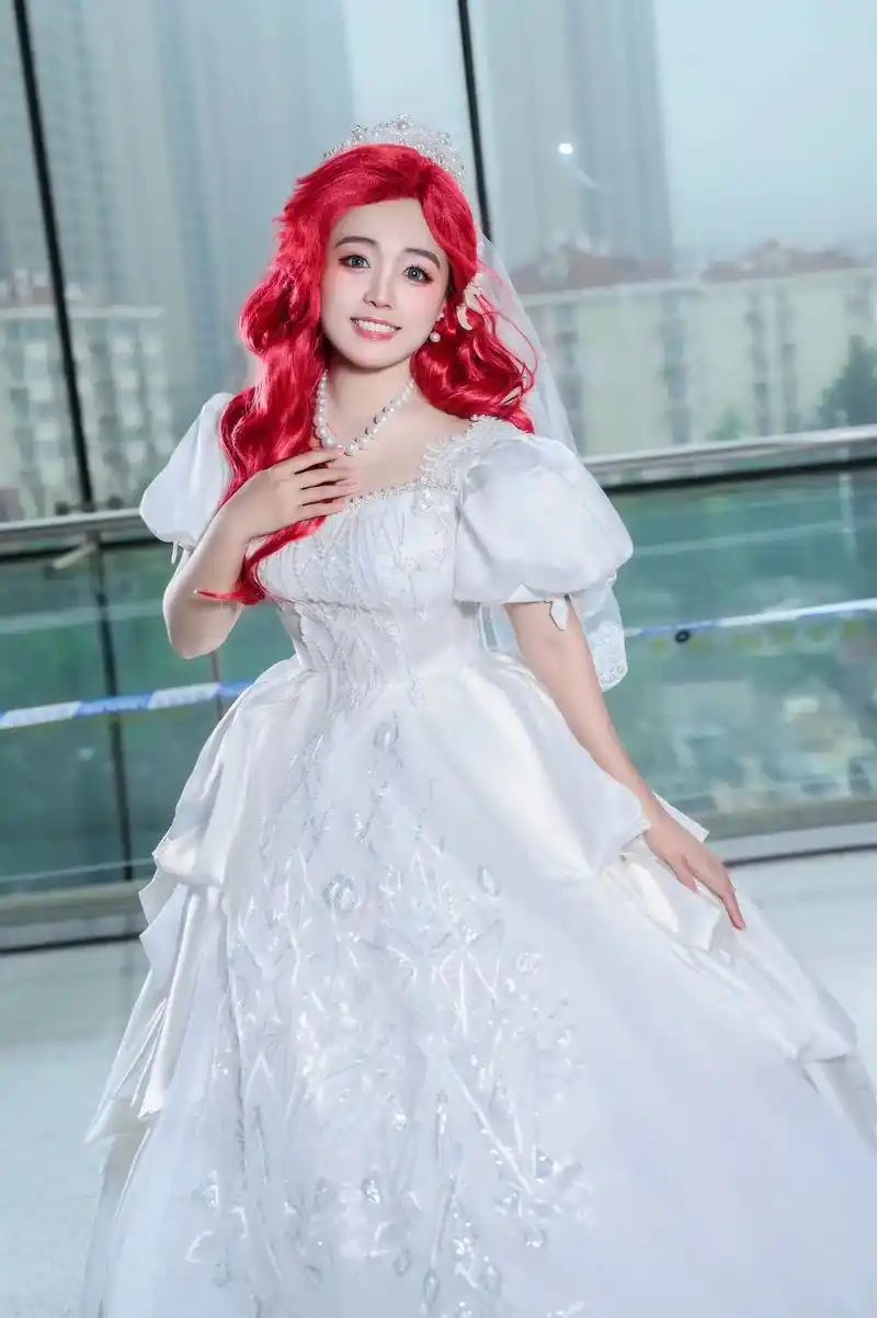 每个女孩都是公主呀.#漫展返图 #青岛dc #谁还没个公主梦 - 抖音