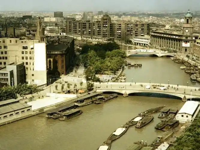 一年一张图,带你穿越上海这70年