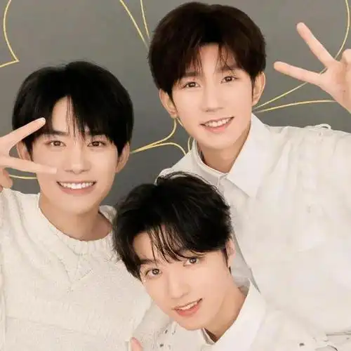 还记得这三小只刚出道的时候吗?