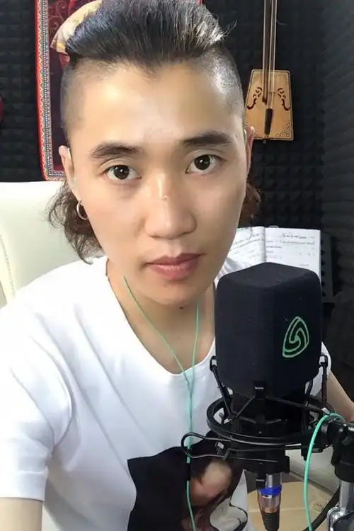 歌手 宝音的快手直播