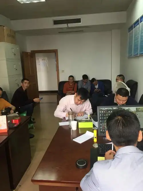 龙驰汽车租赁开展驾驶员集中安全学习