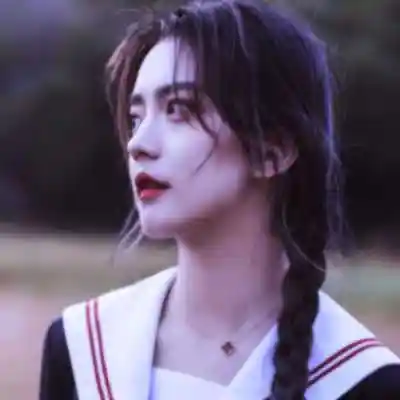 唯美侧面小姐姐头像